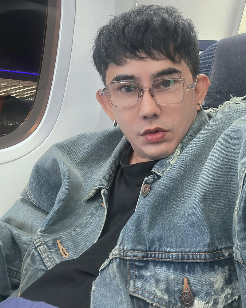 พชร์ อานนท์