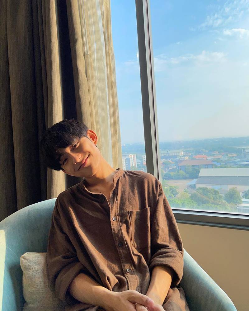 เฟิร์ส อนุวัฒน์