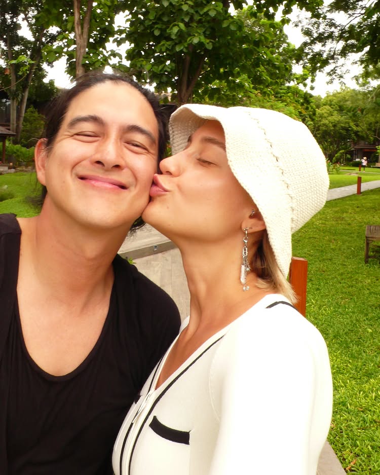 เจ มณฑล ควงแฟนสวีตหวานริมทะเล