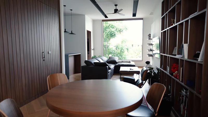 บ้าน อเล็กซ์ เรนเดลล์