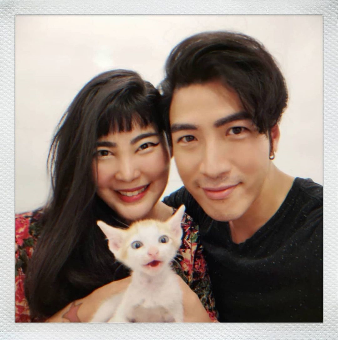  โย่ง ก้อย