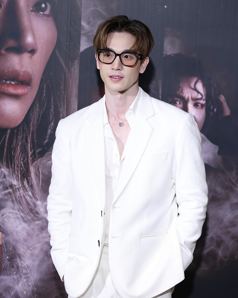 เพจดังเทียบภาพ ตงตง เดอะสตาร์ กับสาวนอกวงการ 