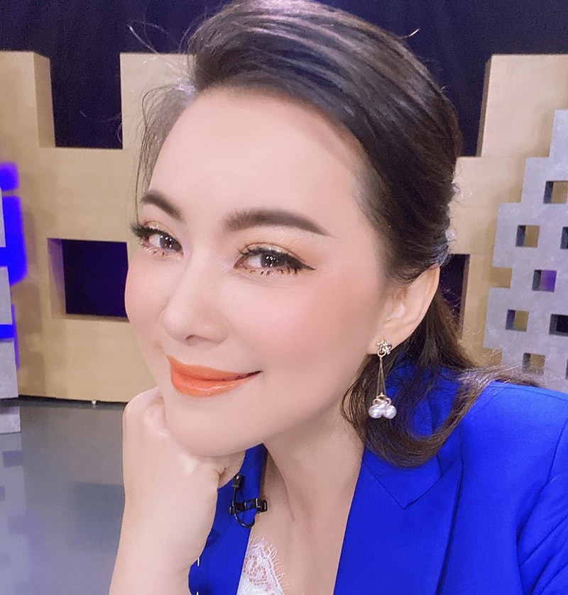 บุ๋ม ปนัดดา 