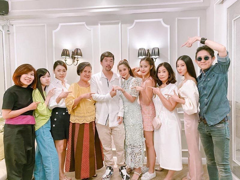 แจม ชรัฐฐา