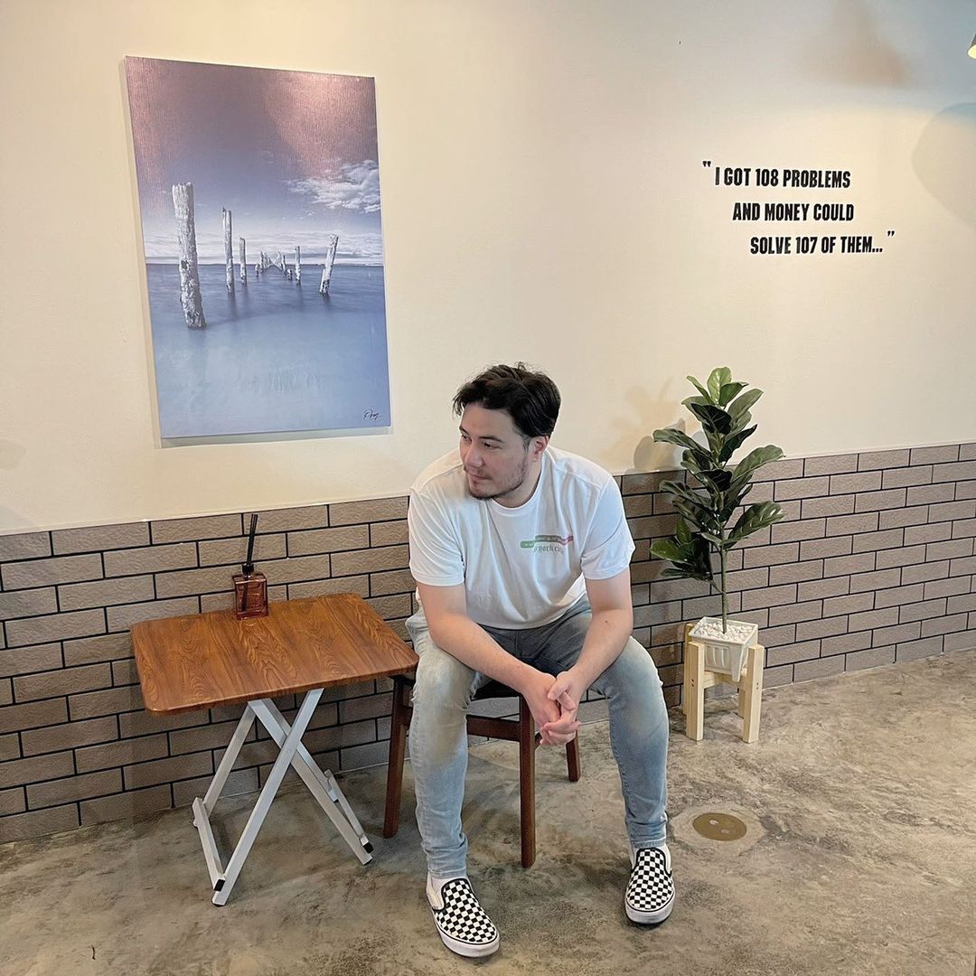 สเตฟาน ฐสิษฐ์