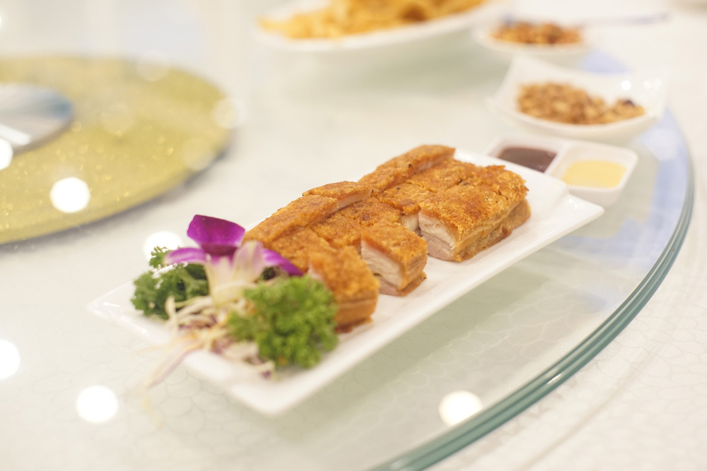 หมูย่างหนังกรอบ