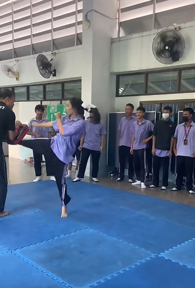 ซ้อมมวย