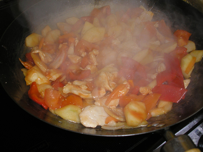 ผัดเปรี้ยวหวานไก่แอปเปิ้ล เมนูไก่ ผัดเปรี้ยวหวาน เมนูเด็ก อาหารไทย สูตรอาหาร