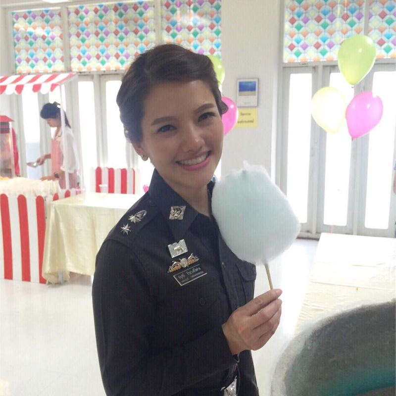 เปิดประวัติ หมอแอร์ อัญชุลี หมอตำรวจคนดัง