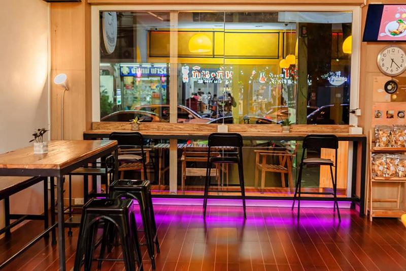 ร้านกาแฟถนนจันทน์