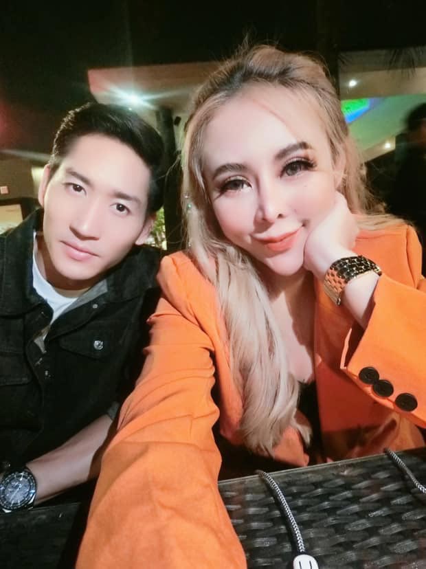 ไนกี้ แม่มณี