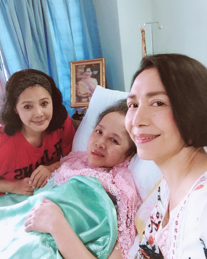 ตุ๊ก เดือนเต็ม ลินดา ค้าธัญเจริญ