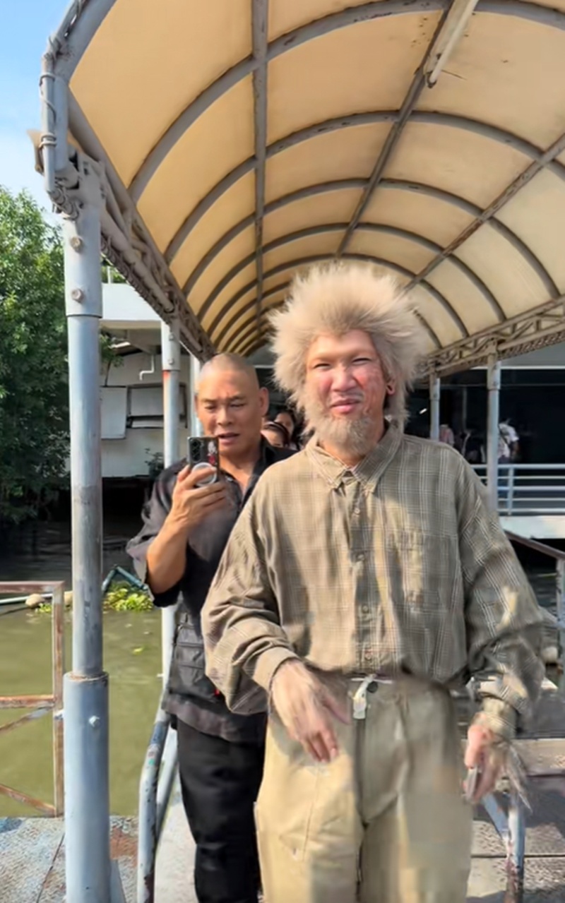 แจ๊ส ชวนชื่น