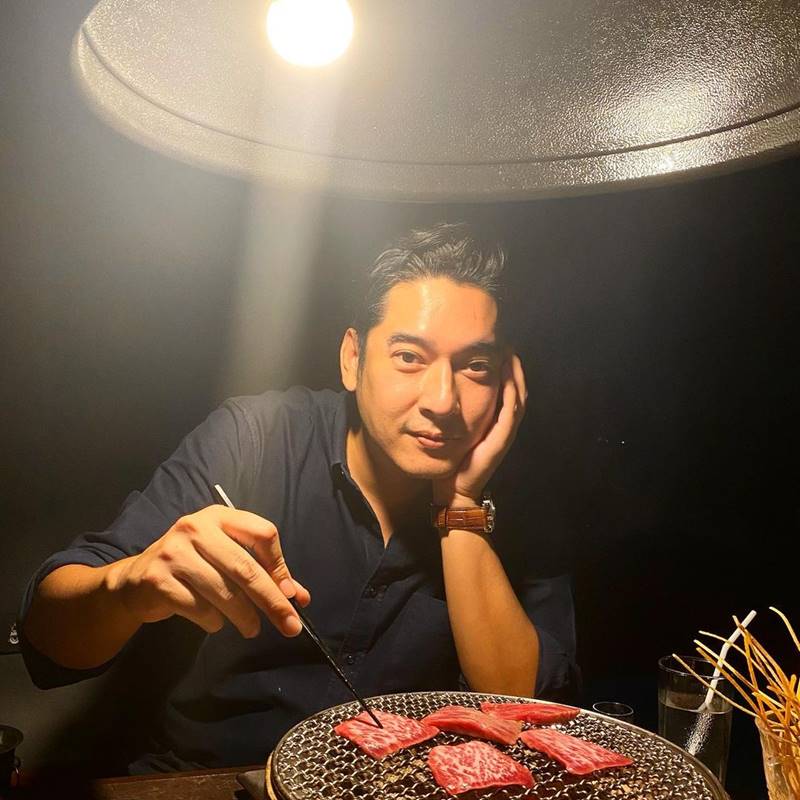 วี วีรภาพ