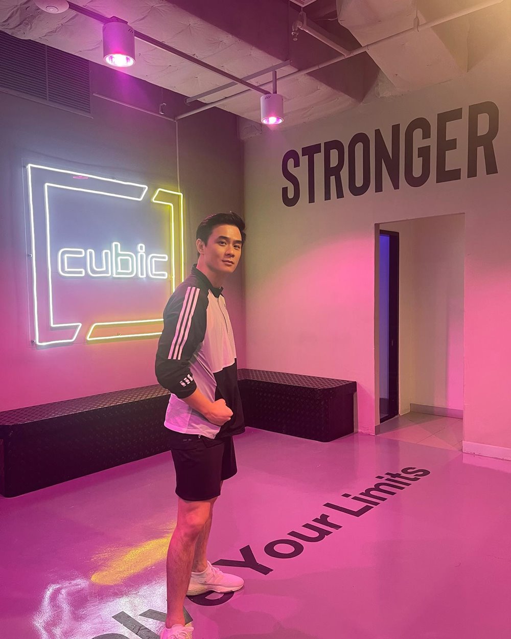 น็อต วิศรุต