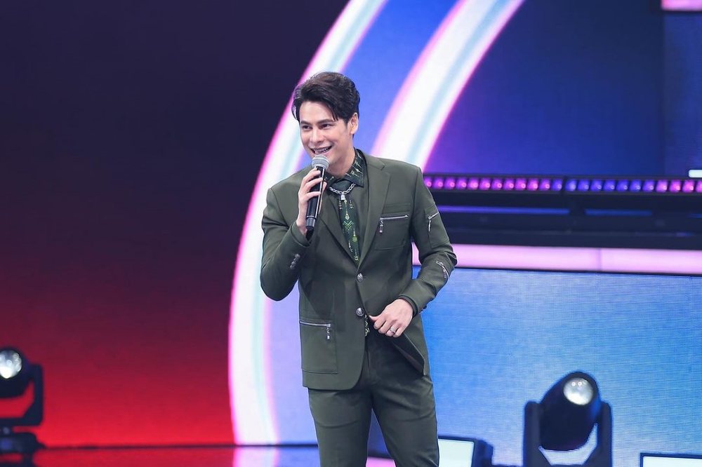ซี ศิวัฒน์ ร้องข้ามกำแพง