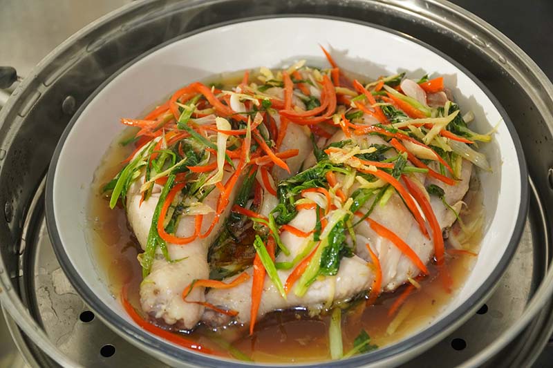 ไก่นึ่งซีอิ๊ว