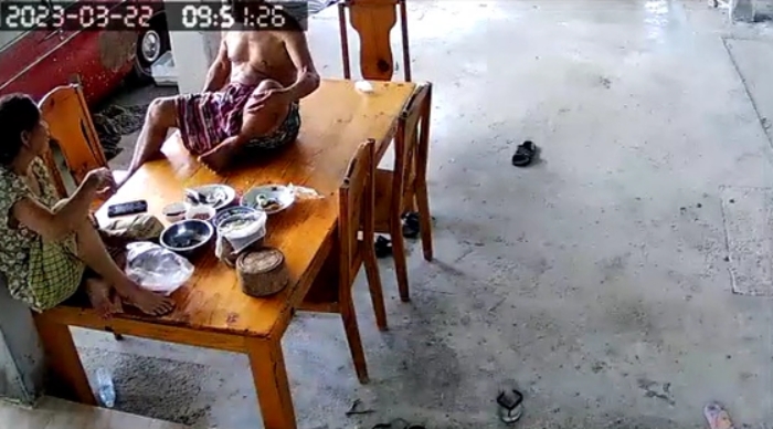 โต๊ะกินข้าว