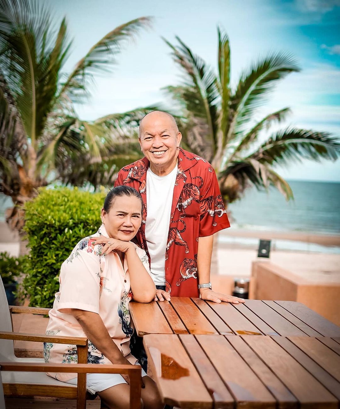 น้าค่อม