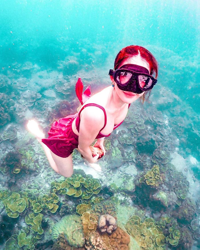 พลอย ภัทรากร