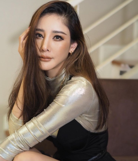 แตงโม นิดา