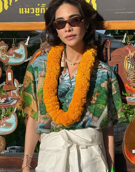 แมตช์เสื้อฮาวายกับกางเกงชาวเล