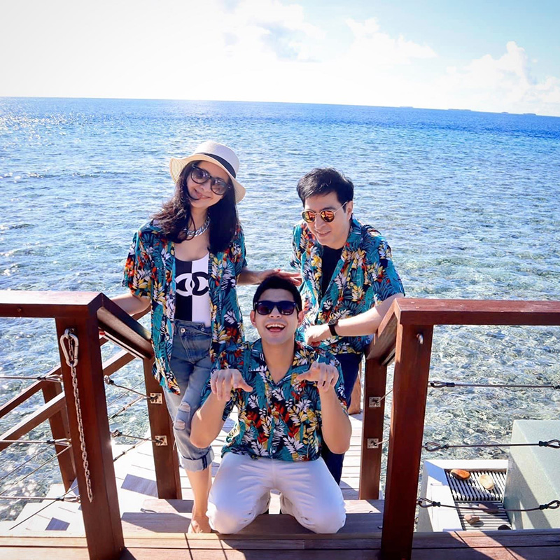 แซม ยุรนันท์