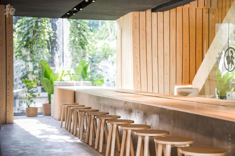 ร้านกาแฟอารีย์