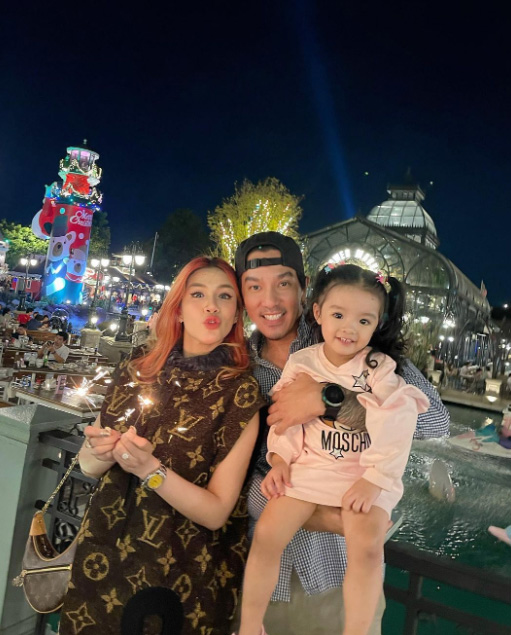 ใบเตย อาร์สยาม ประวัติ