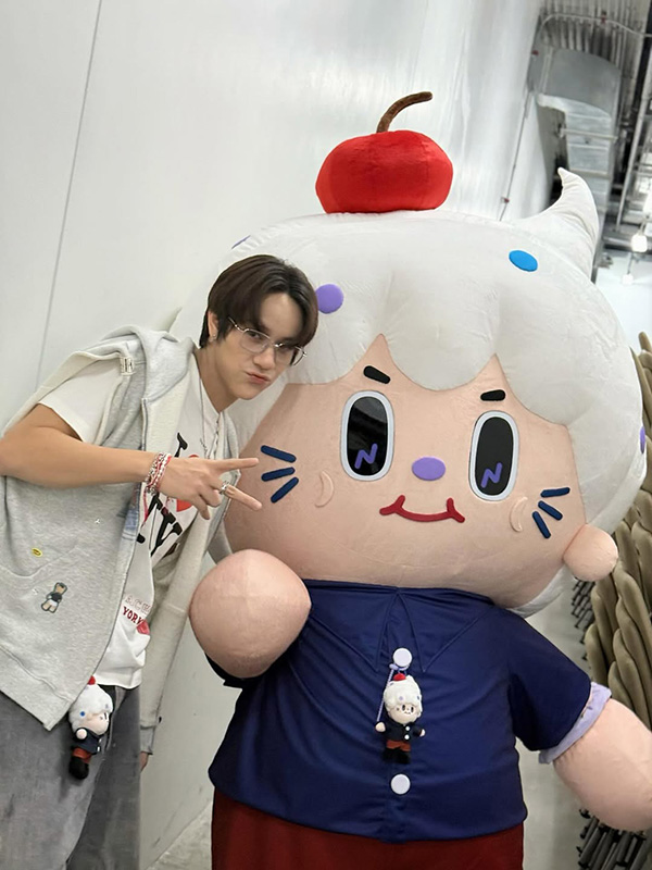 ตุ๊กตาด้อม gmm