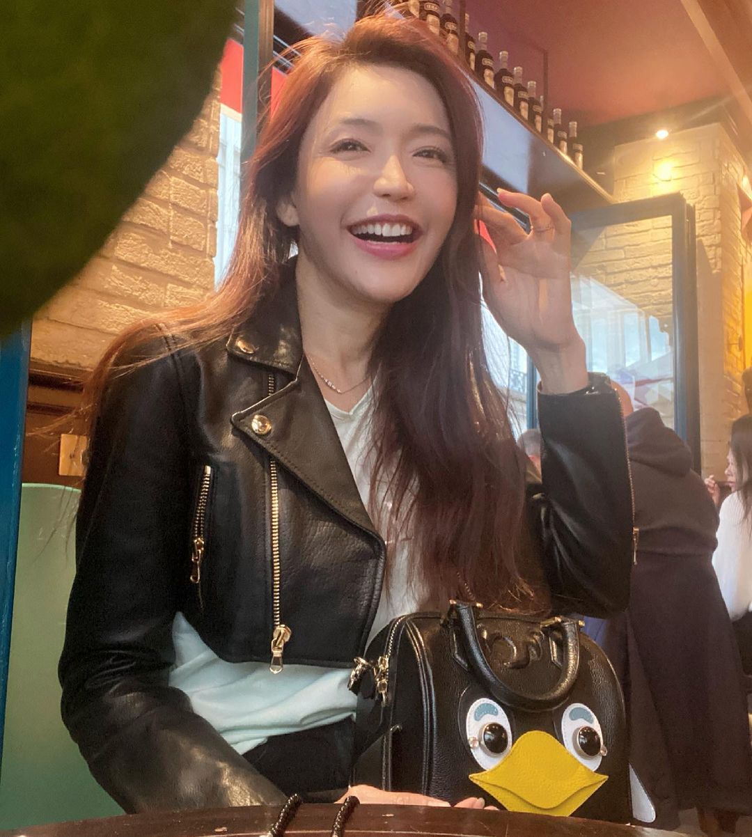 ส้มโอ มนัญญา