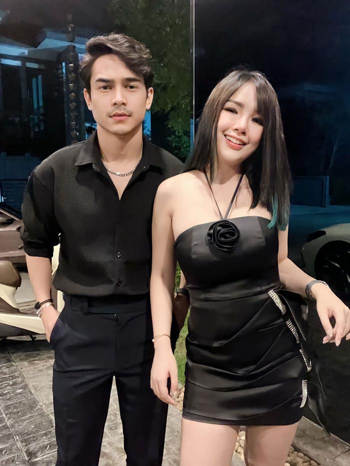 เจนนี่ ยิว