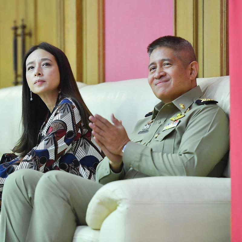 มาดามแป้ง นวลพรรณ ล่ำซำ