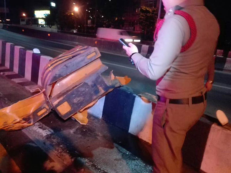 ภาพข่าว สาวขายบริการ แฉ รถตู้