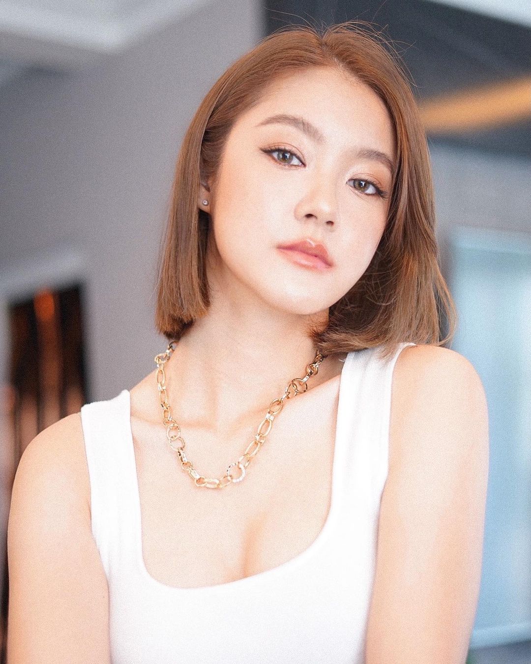 น้ำตาล ทิพนารี