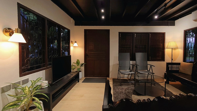 รีโนเวทบ้านครึ่งปูนครึ่งไม้ ห้องรับแขก