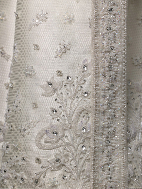 ใหม่ ดาวิกา