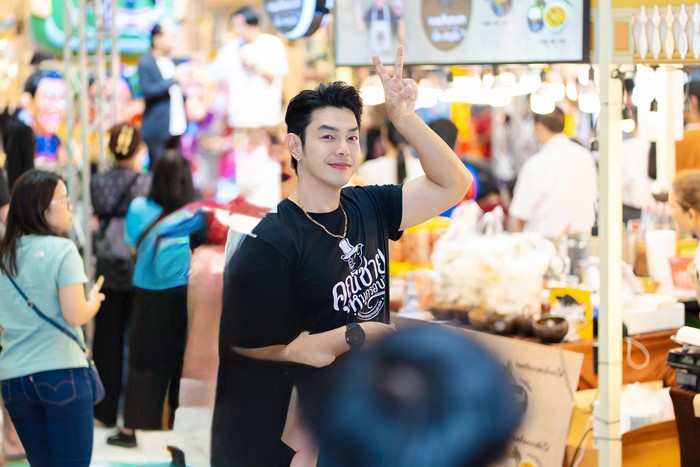 อาร์ต พศุตม์ เปิดภาพทำหมูกรอบวันแรก