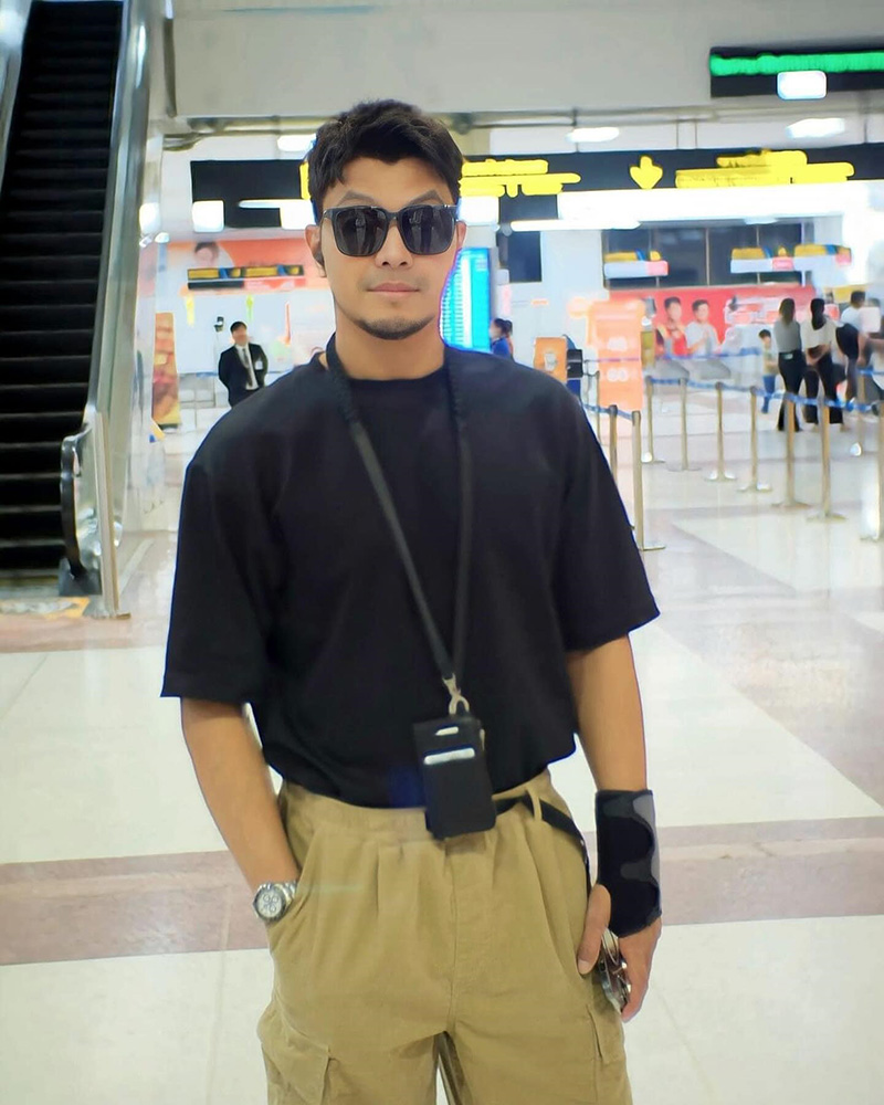 หนุ่ม กะลา