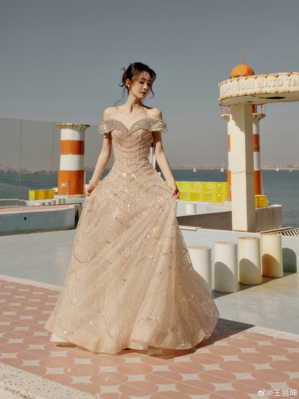 Wang Likun หวังลี่คุน นางเอกสาวจีน