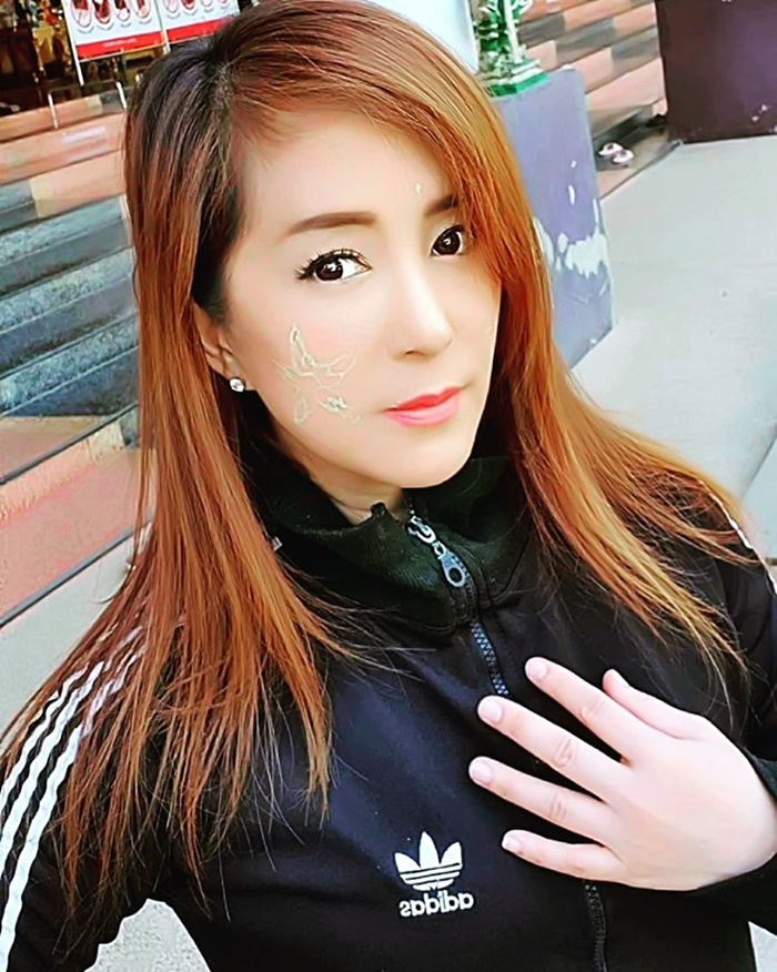 ต่าย สายธาร