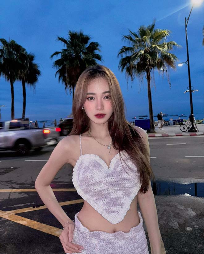 เอื้อย พรสวรรค์