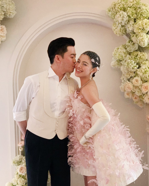 แคท ซอนญ่า ชุดแต่งงาน