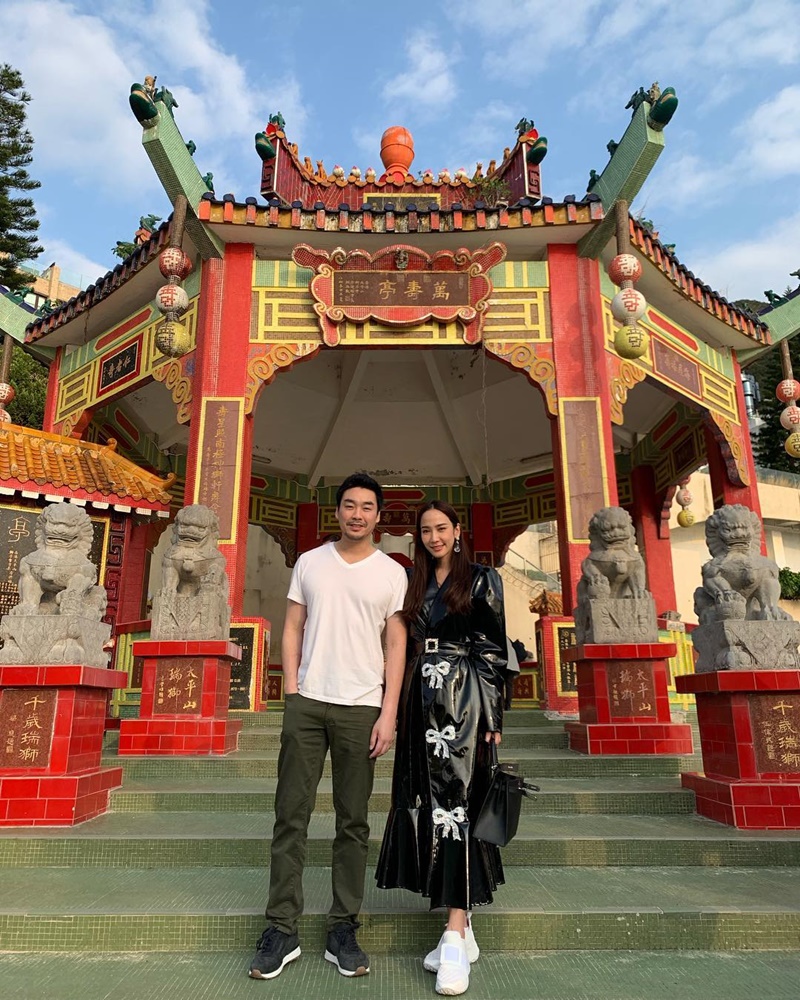 อั้ม ไฮโซพก