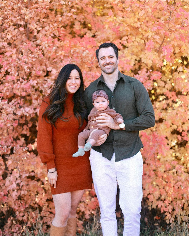 หญิง พลอยชมพู น้องสาวกอล์ฟ ไมค์