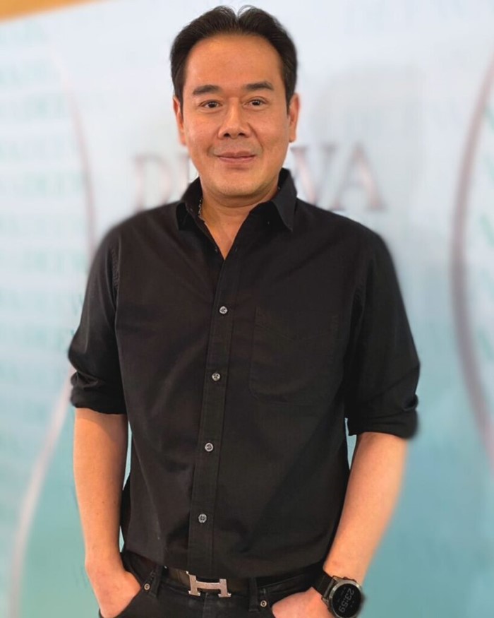 เป็ก สัณณ์ชัย 