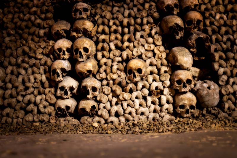 paris catacombs