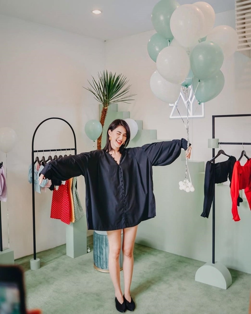 ใหม่ ดาวิกา