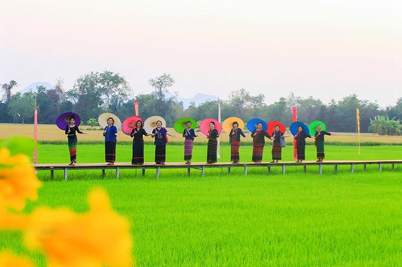 ตลาดไทยวนวัดนาหนอง