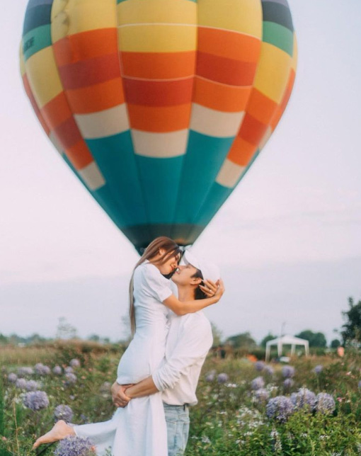 บี้ ธรรศภาคย์ กุ๊บกิ๊บ สุมณทิพย์ คู่รักดารา